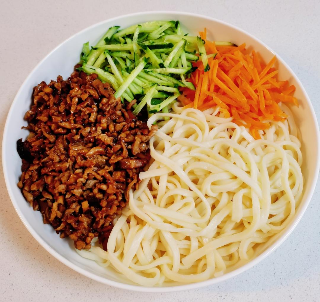 炸酱面