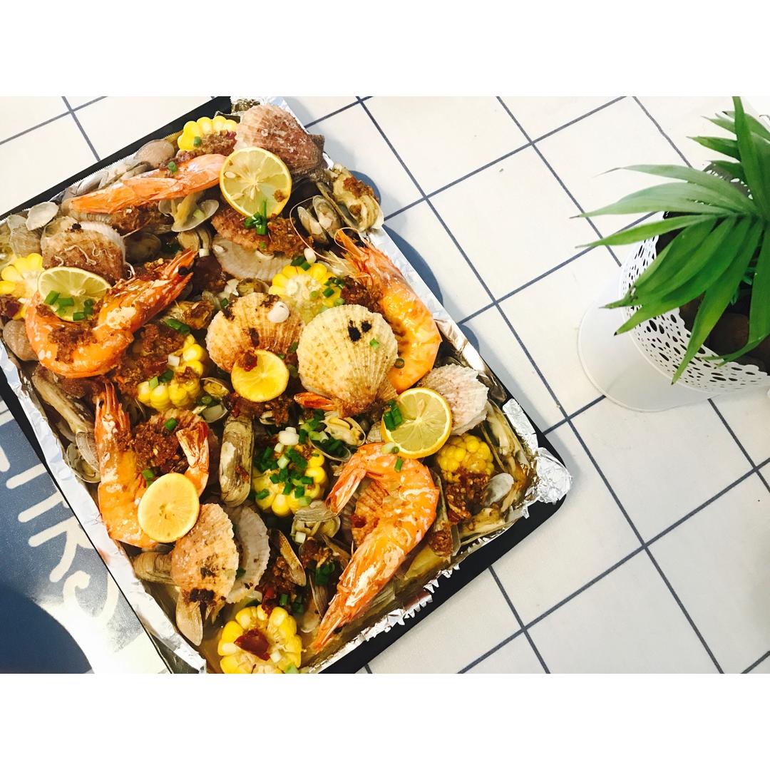 香辣蛤蜊大虾一锅出