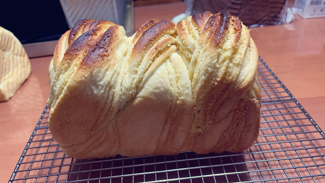 椰蓉满满吐司！幸福的味道。