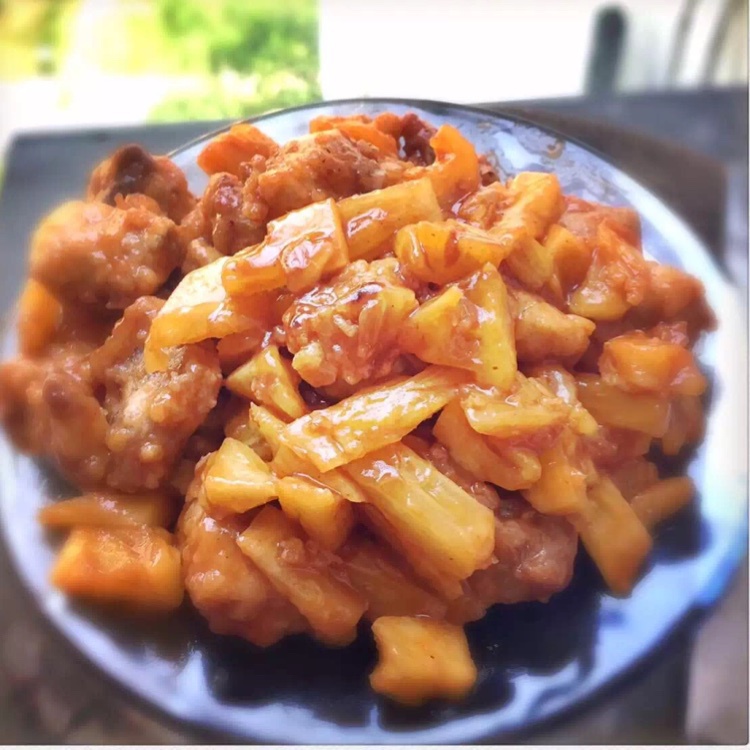 菠萝咕噜肉
