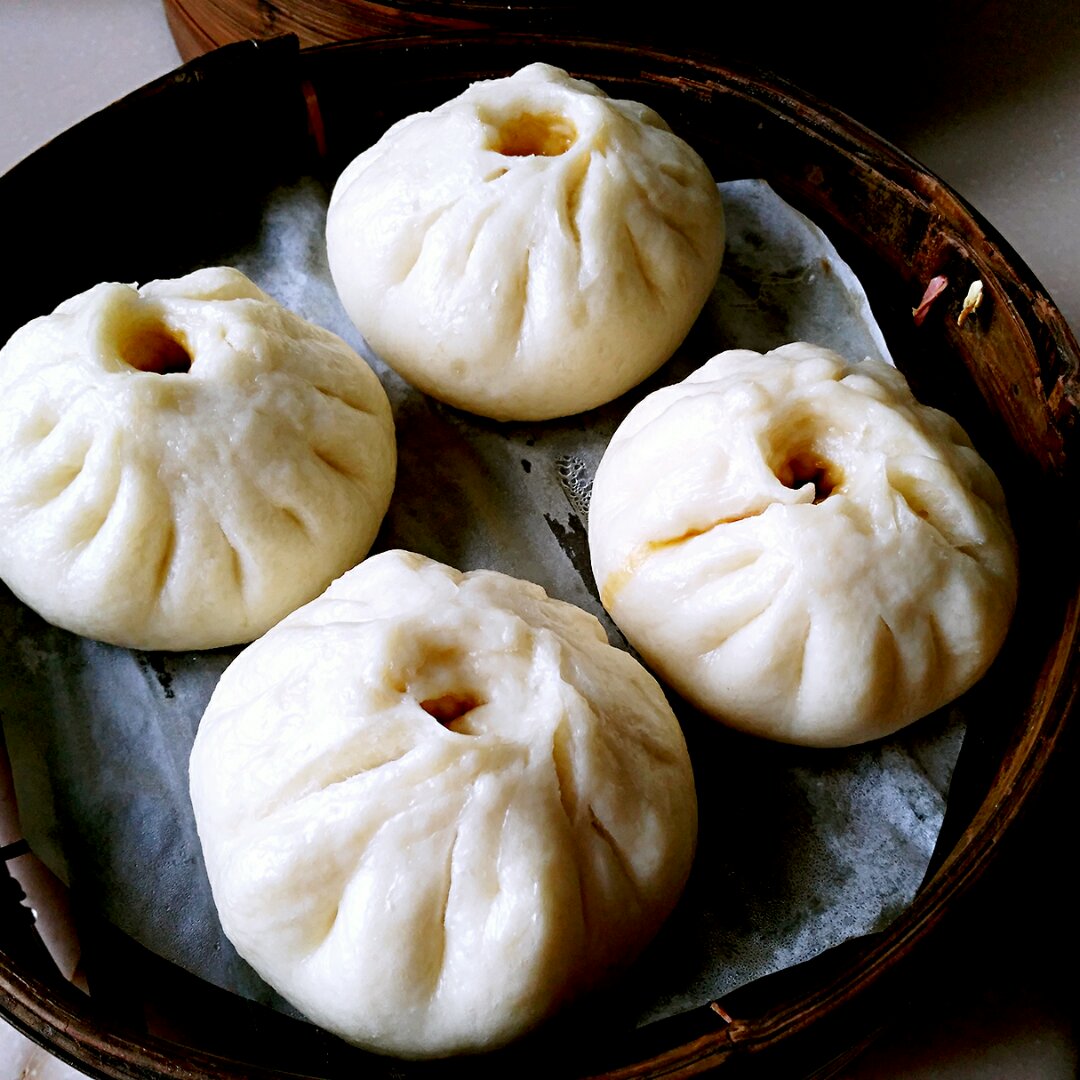肉包子,杠杠的