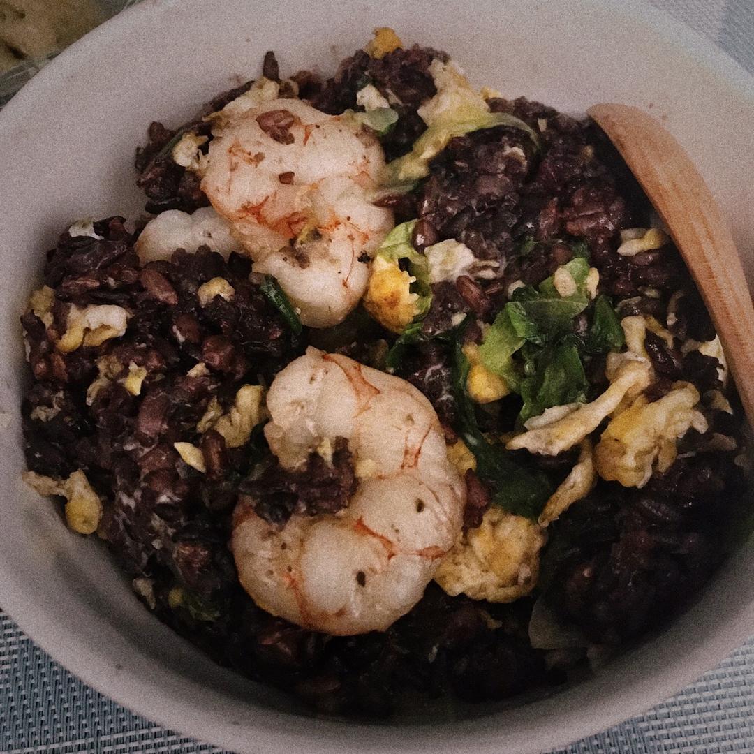 黄金虾仁炒饭