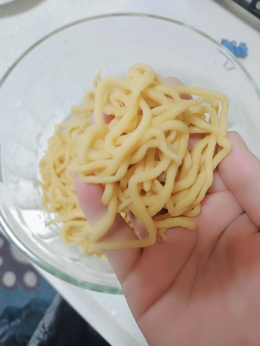 很有劲道的手工拉面（条子）