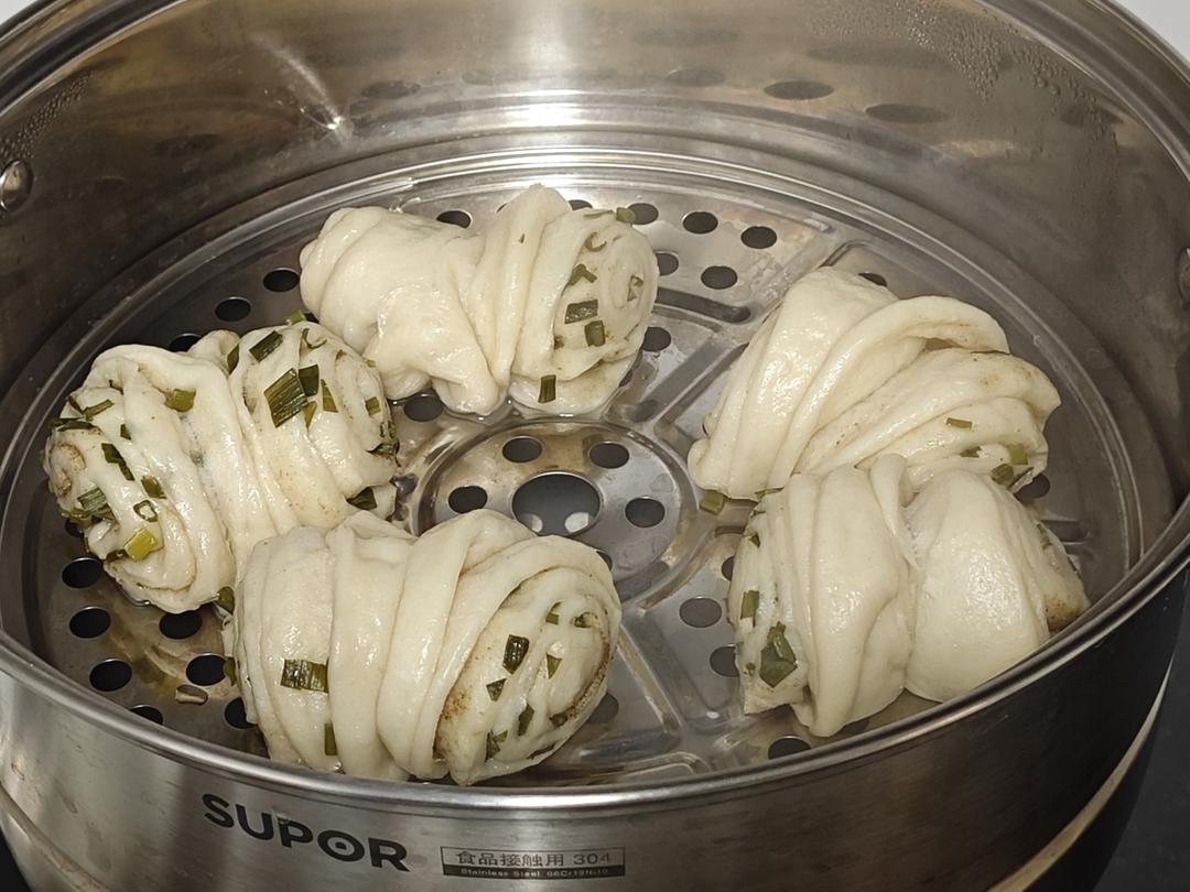 🌺椒盐葱香花卷🌺（操作简单，好吃又好看）