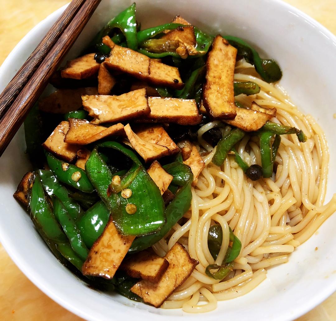 常德米粉之双椒肉丝炒码粉