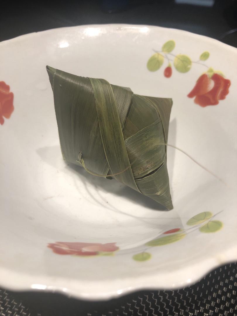 不用绳的穿粽