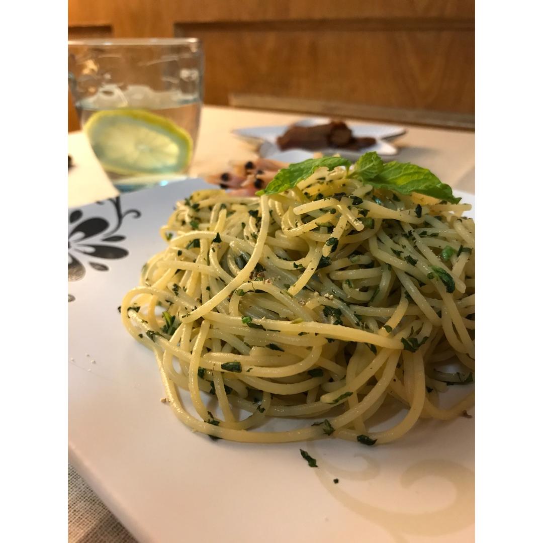 橄榄油薄荷意面