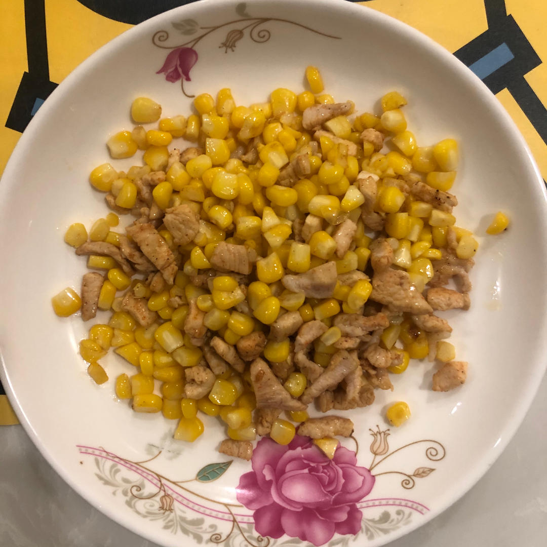 玉米鸡丁