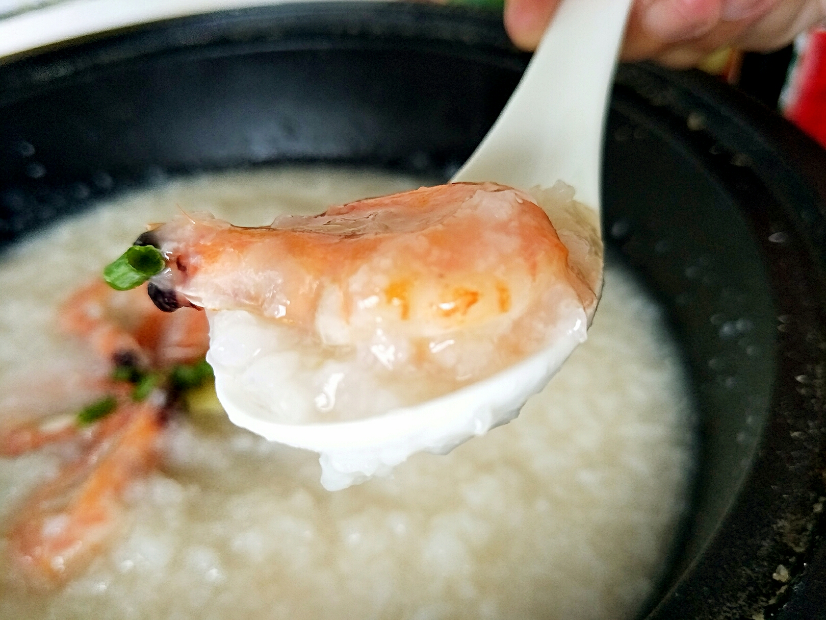 塔吉锅快手海鲜粥之鲜虾粥的做法