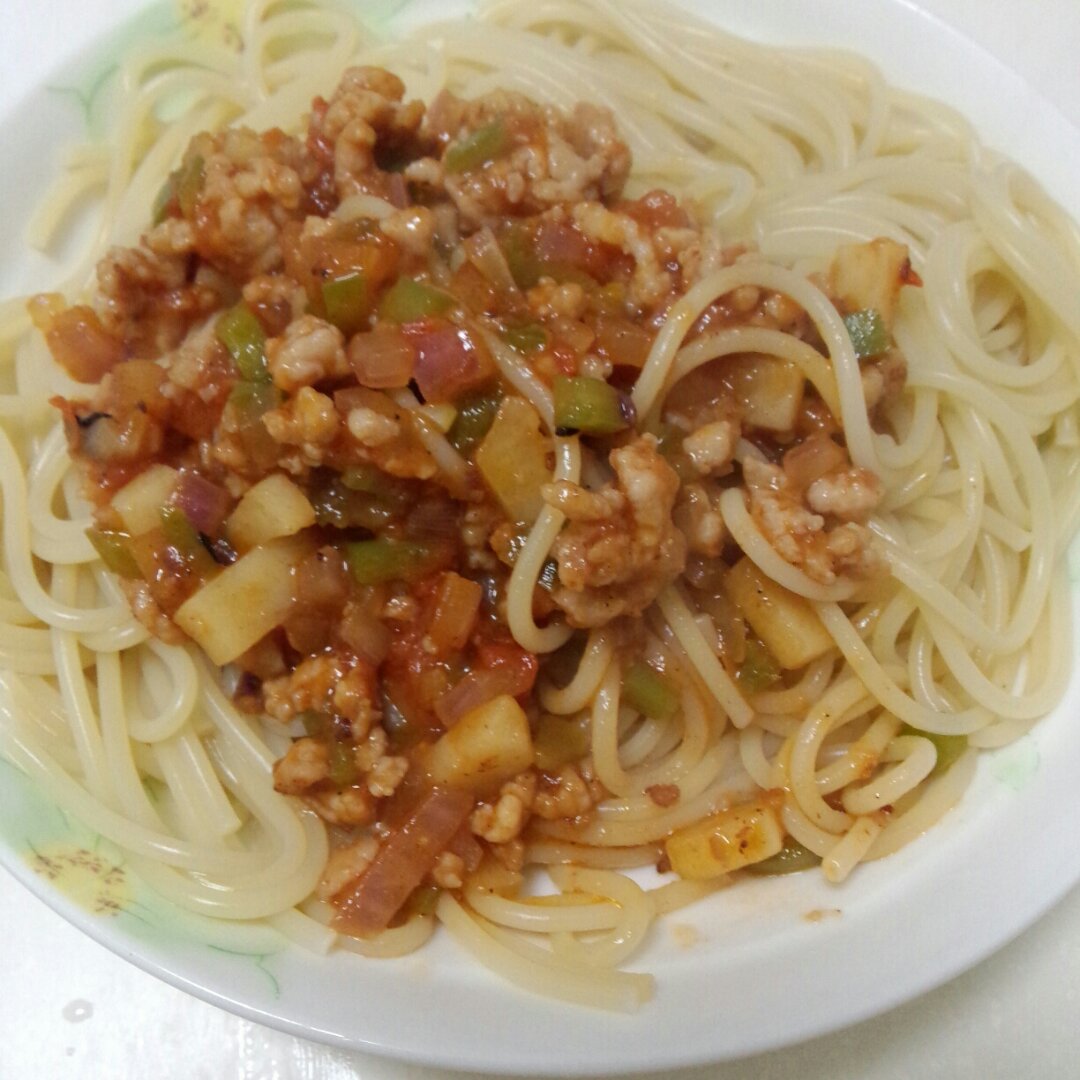 番茄肉酱意大利面