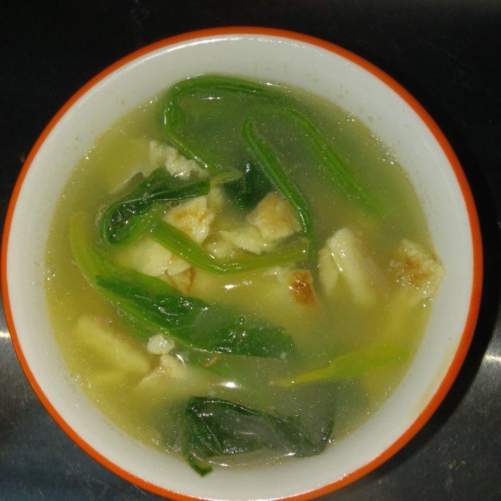 菠菜鸡蛋汤