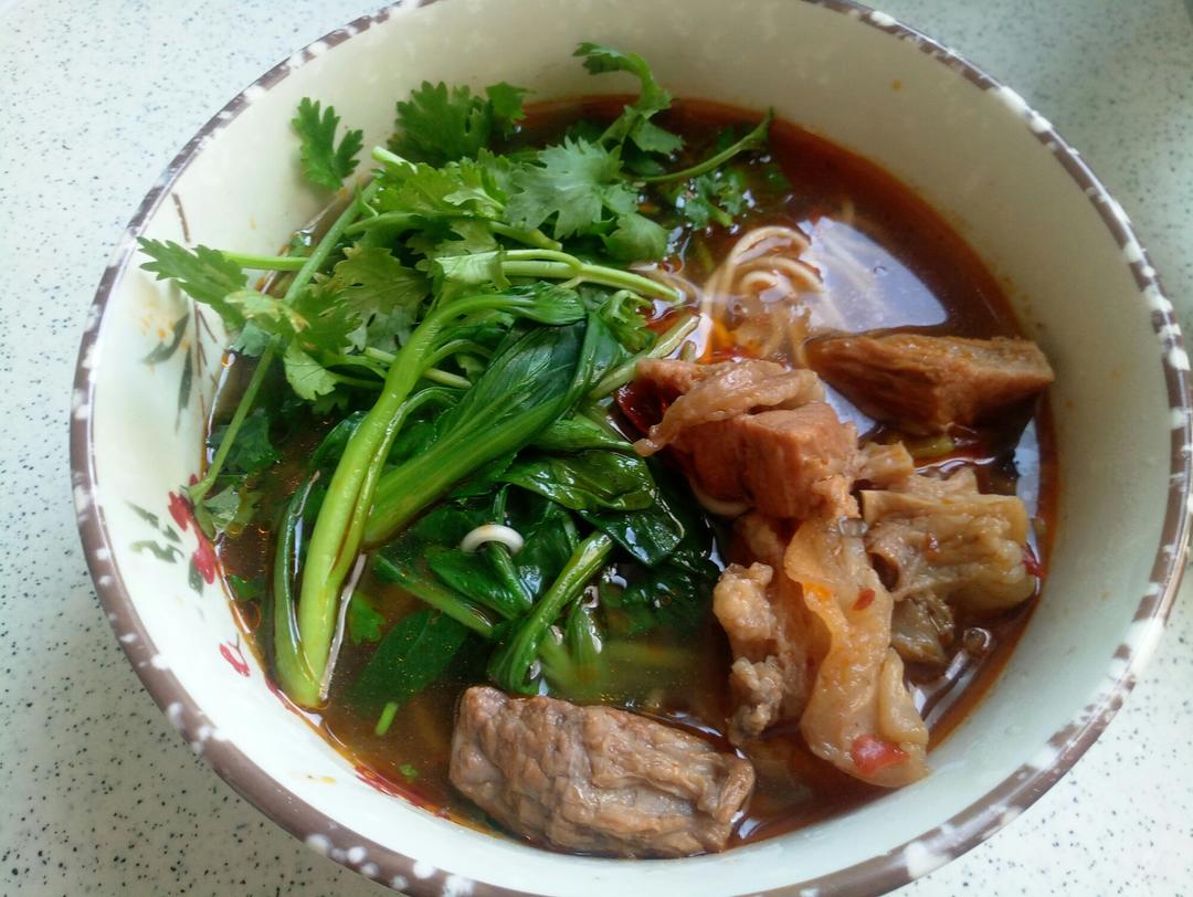 四川红烧牛肉面