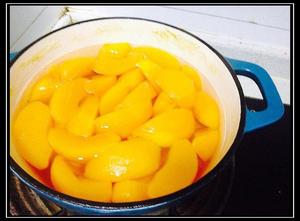 黄桃季的甜蜜——黄桃罐头的做法 步骤3