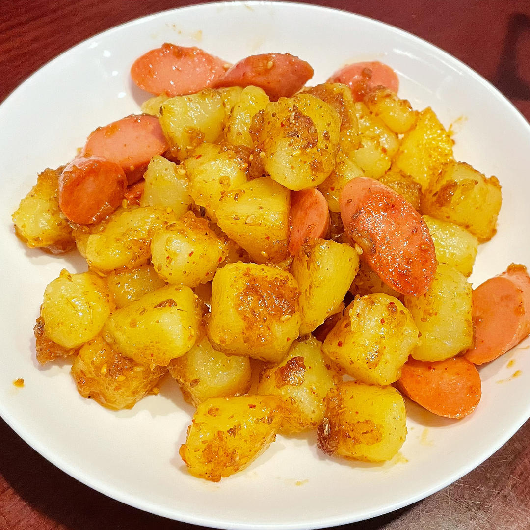 烧烤风味的土豆小香肠