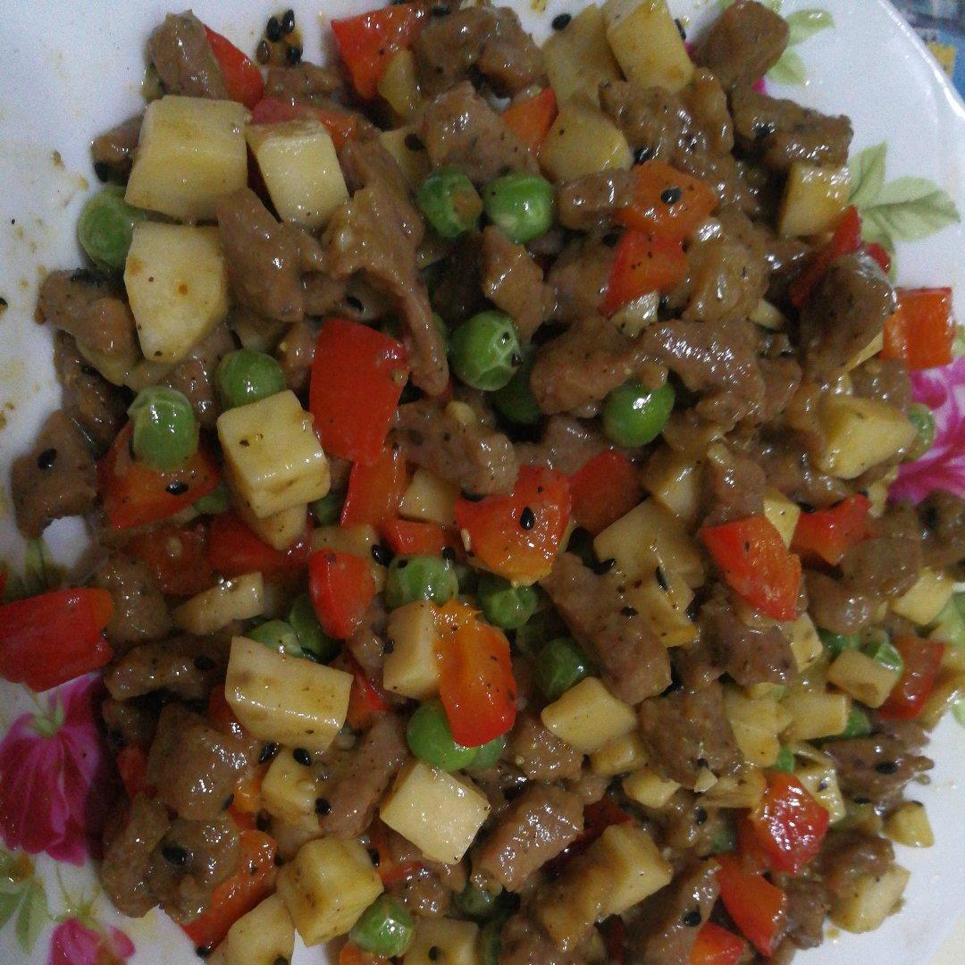 黑椒杏鲍菇牛肉粒