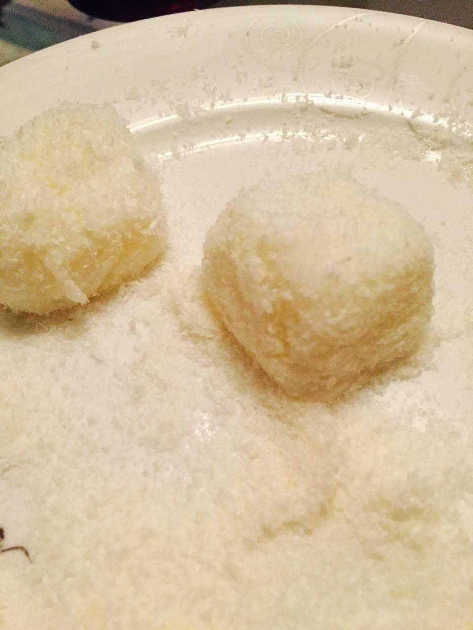 太棒啦！1个方子，做出2道口味一流的甜品！——椰奶小方&炸鲜奶