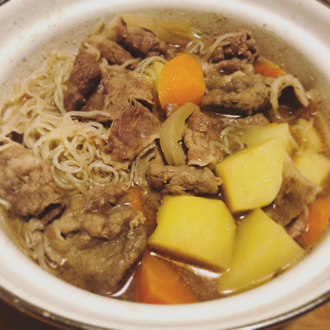 日式土豆炖牛肉（肉じゃが）