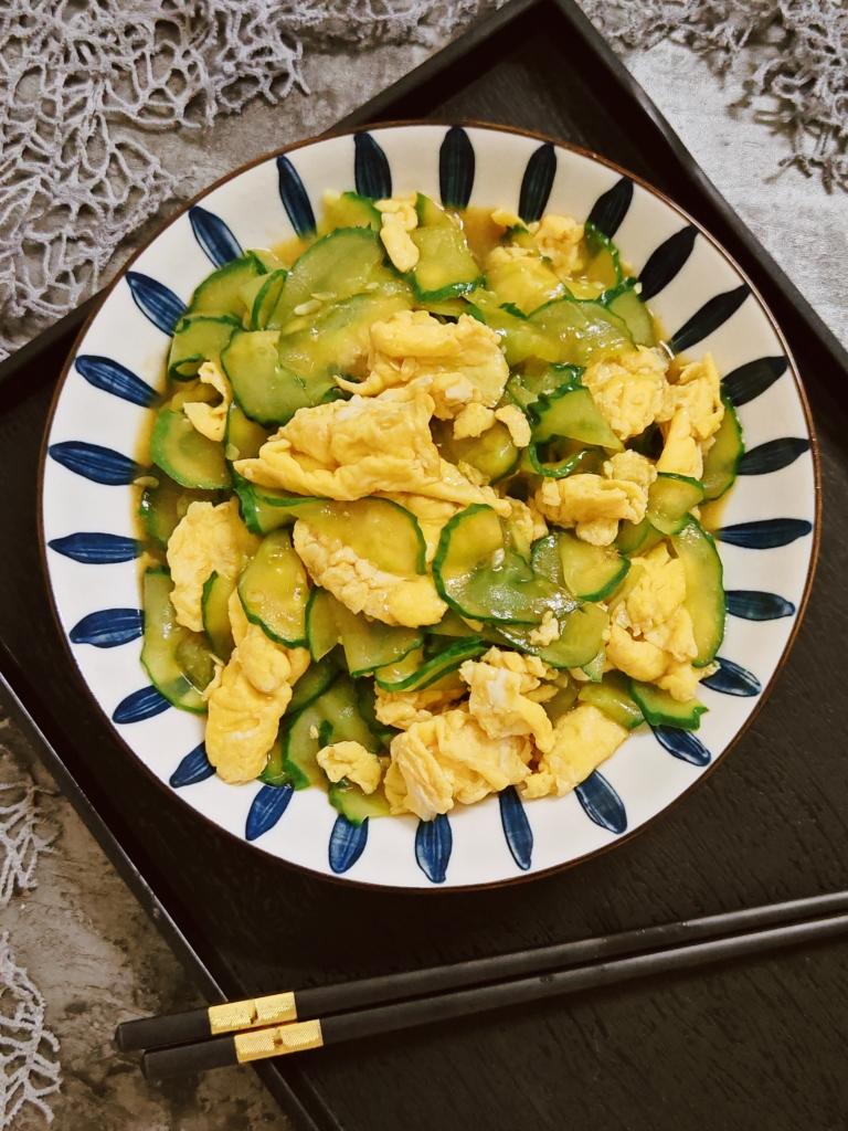清爽黄瓜炒蛋
