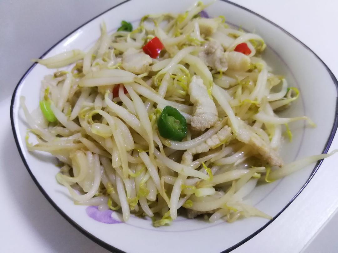 绿豆芽炒肉