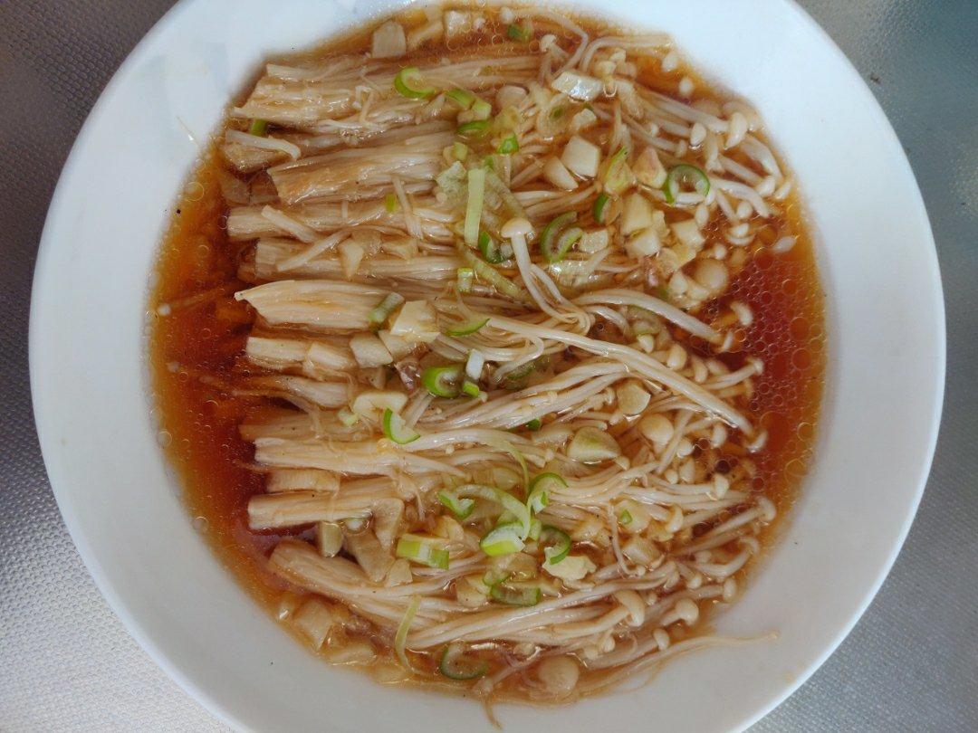 蒜蓉蒸金针菇