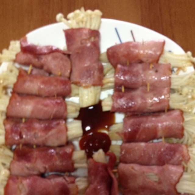 香煎培根金针菇卷