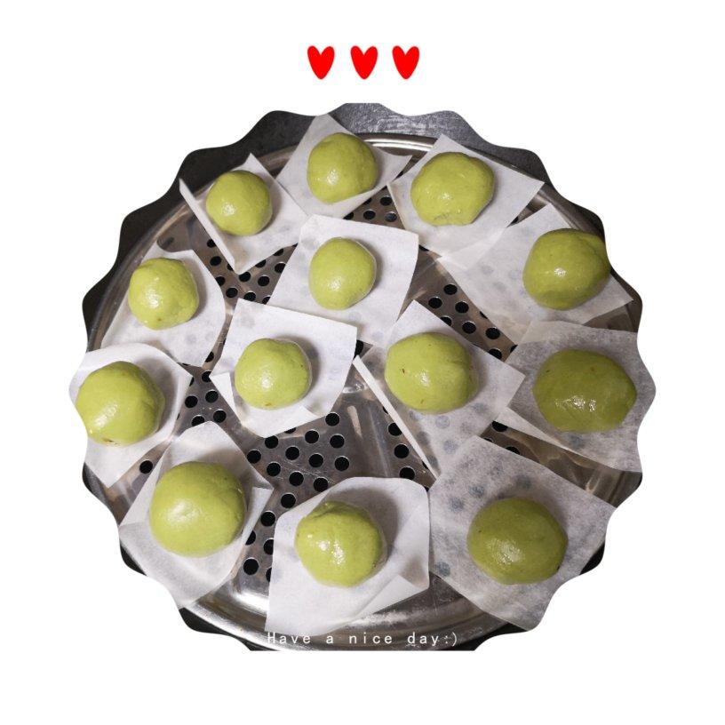 肉松蛋黄抹茶青团