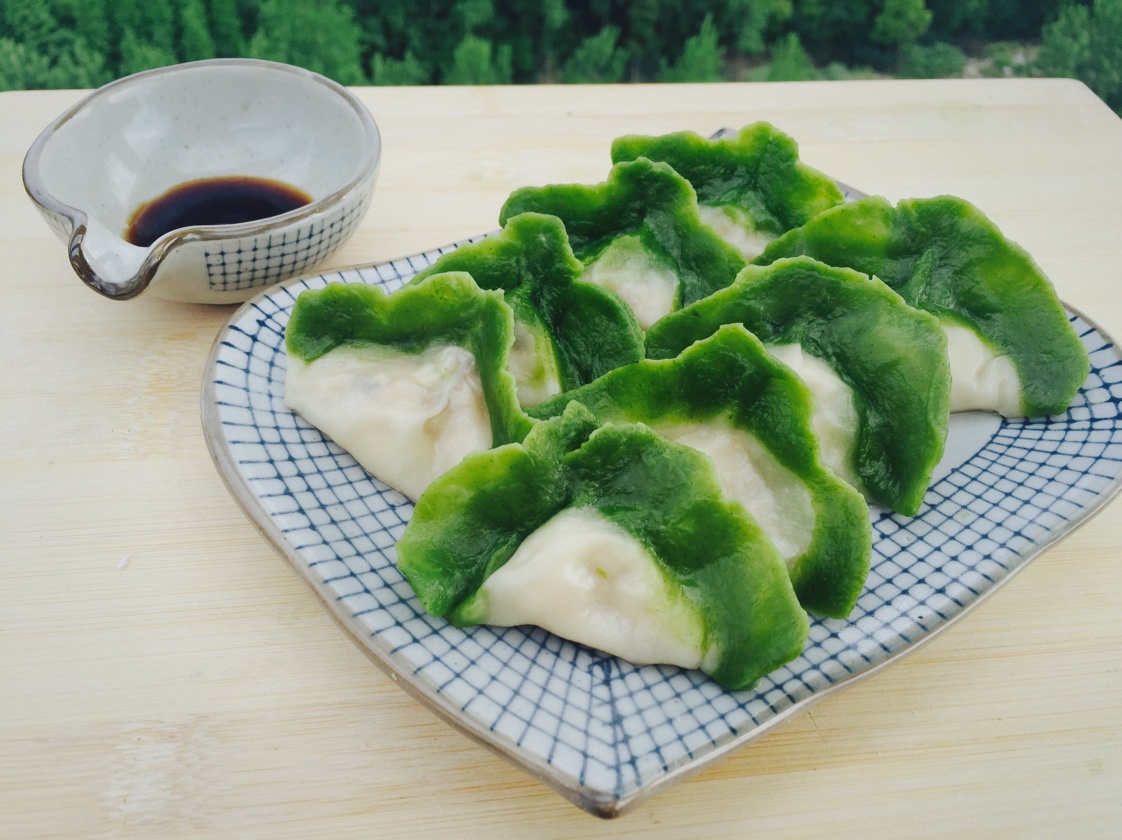 翡翠白玉白菜饺子详细版（附翡翠白玉白菜饺子包法，翡翠白玉饺子皮两种制法，面包机和面，翡翠白玉烧卖，各种馅料搭配）