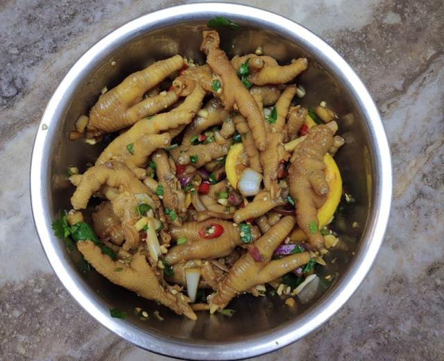 百香果柠檬鸡爪的做法