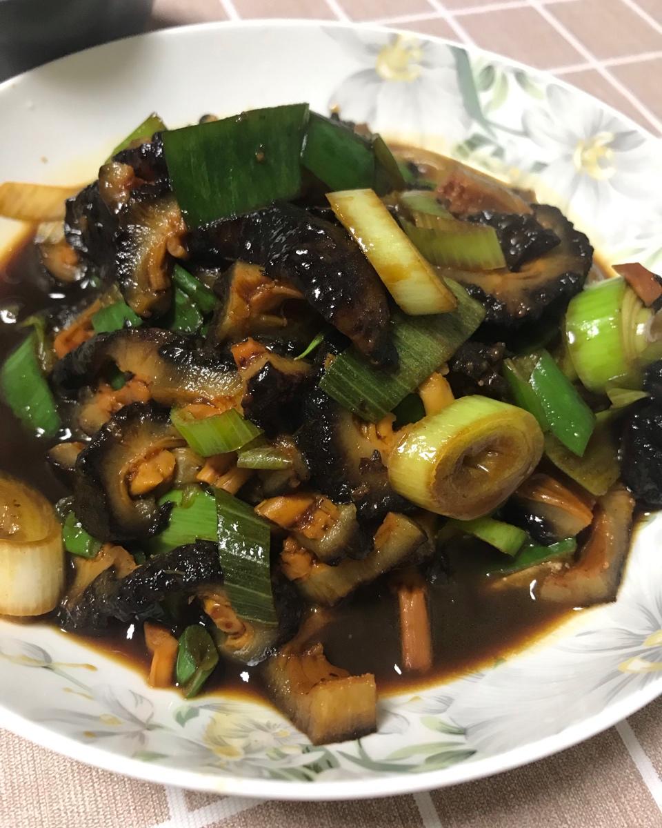 《花花家的菜》葱烧加拿大海参