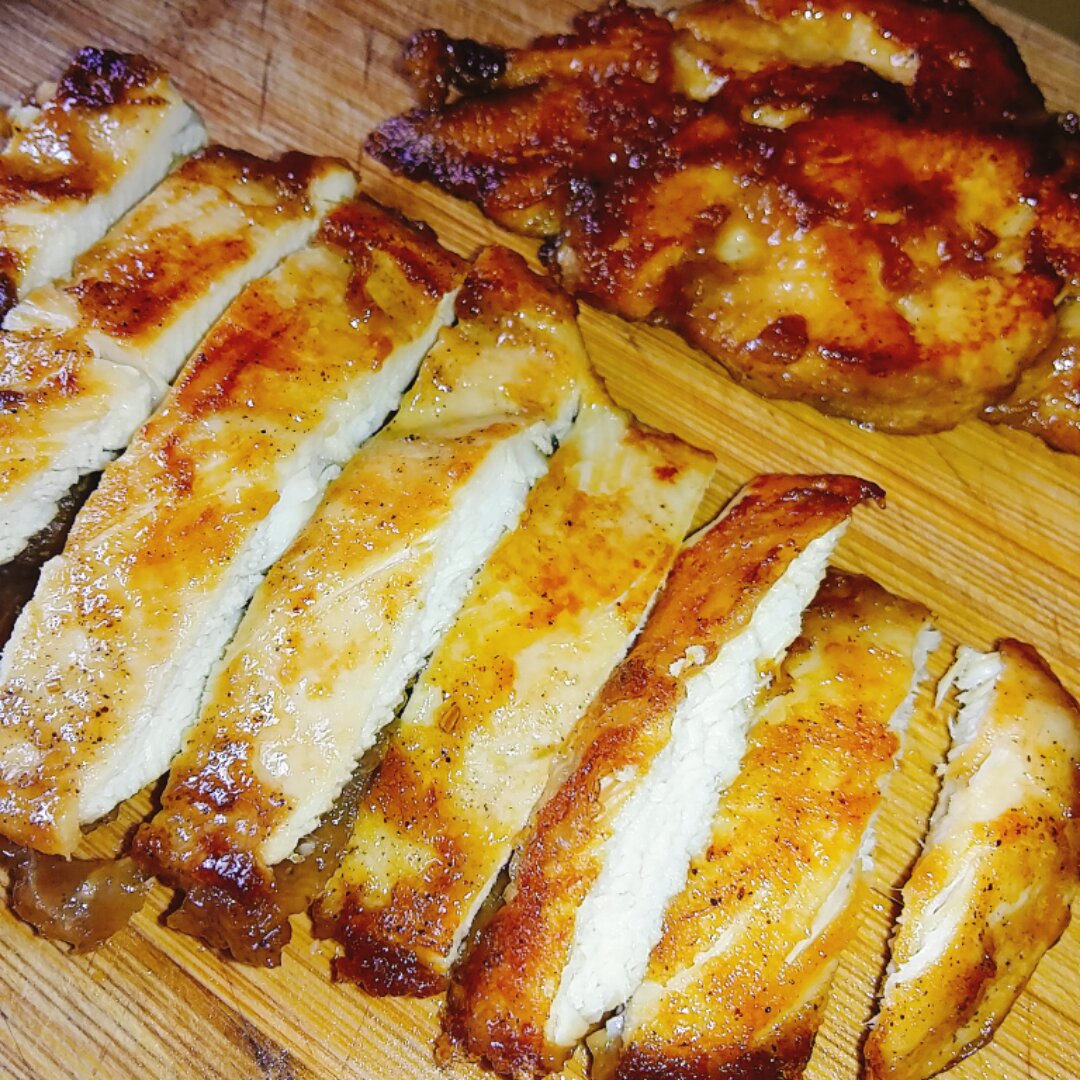煎黑胡椒鸡胸(电饼铛版)