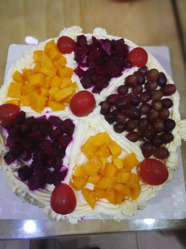 8寸水果生日蛋糕