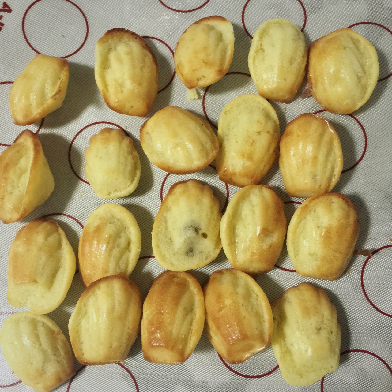 香蕉牛奶玛德琳
