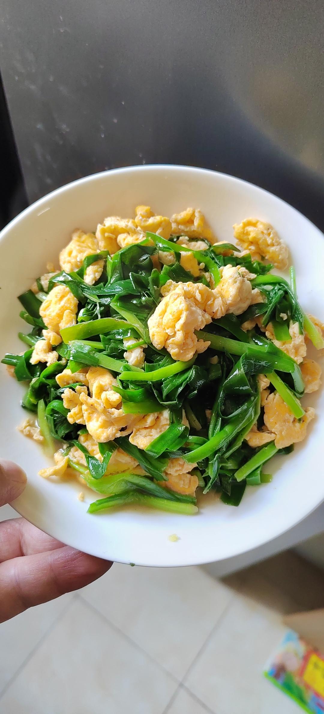 韭菜炒鸡蛋——三分钟快手下饭菜 掌握火候的秘诀
