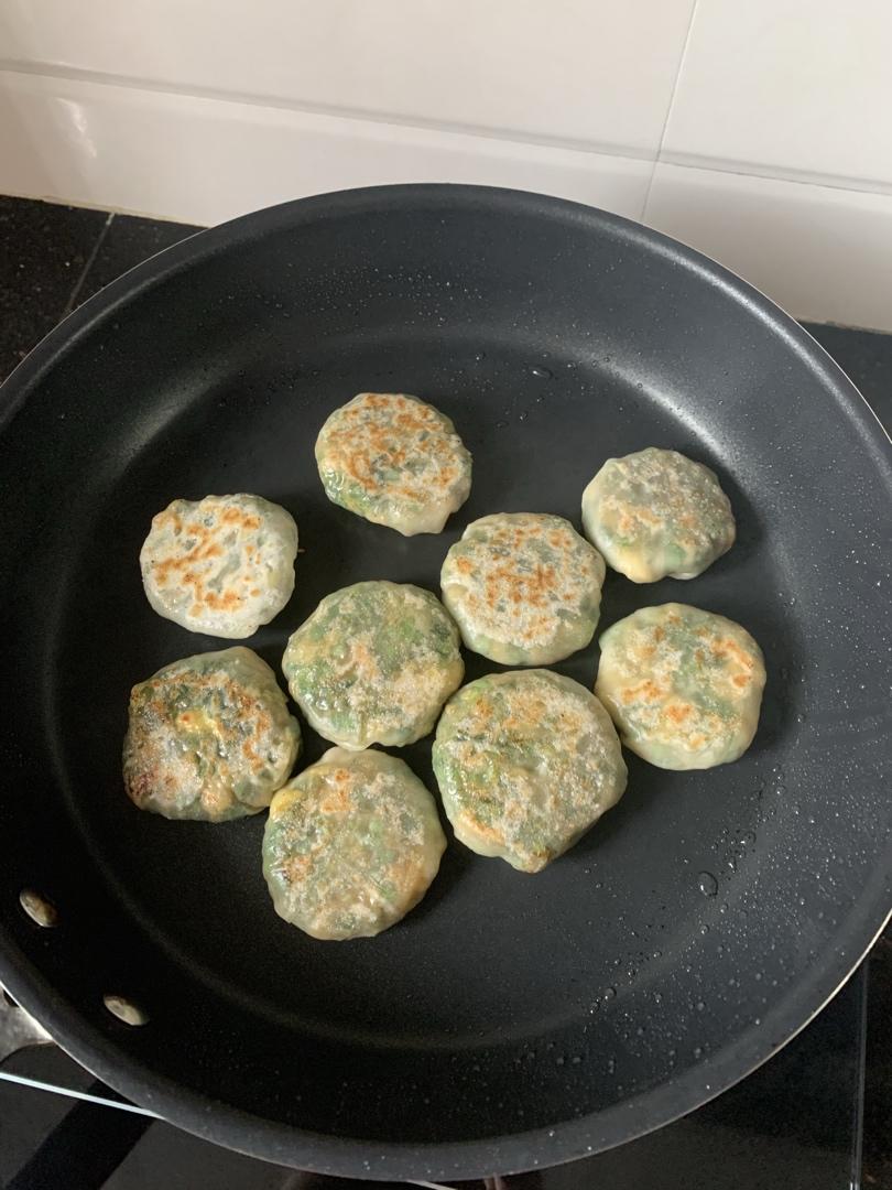 🔥不揉面，不发面❗️皮薄馅多三鲜馅饼