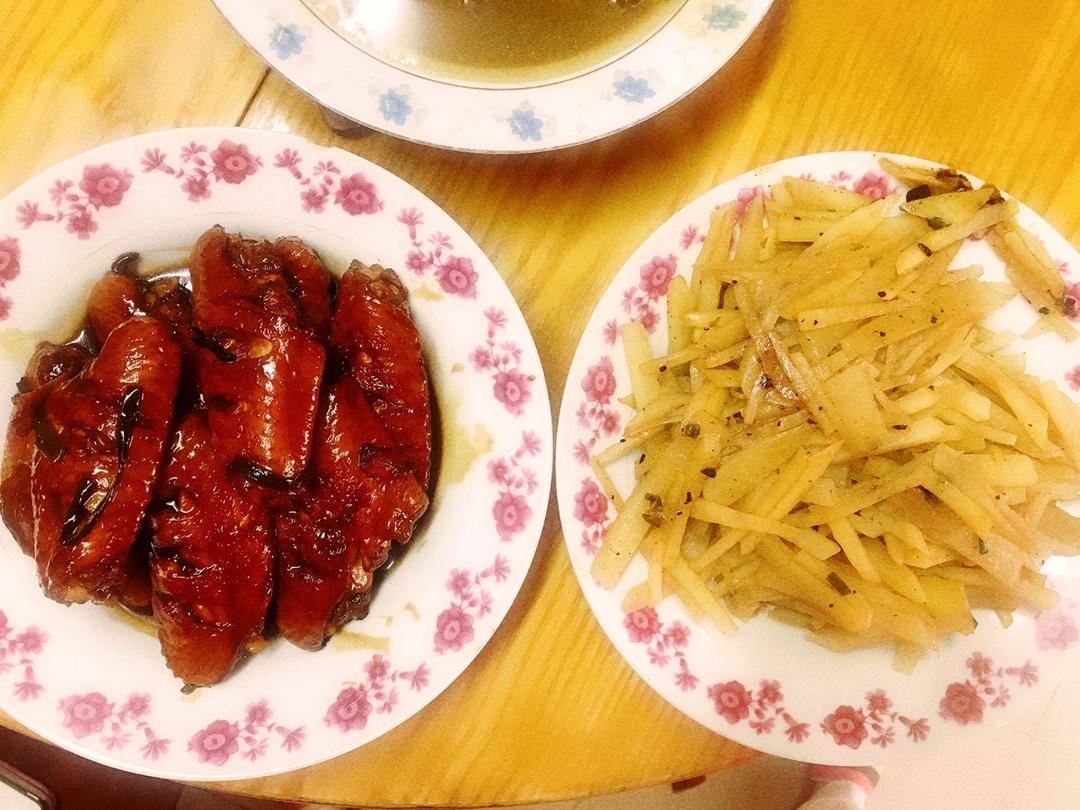 巨开胃的酸辣土豆丝