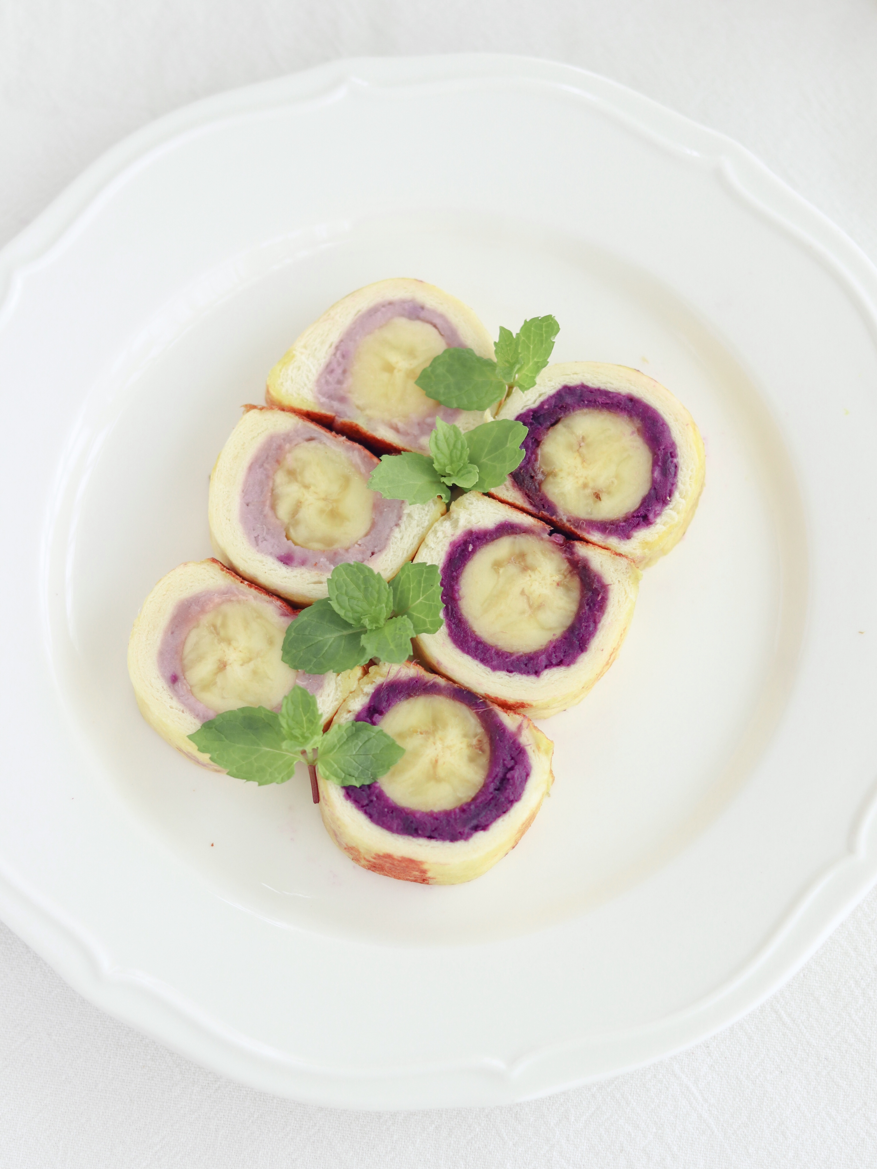 紫薯芋泥香蕉吐司卷的做法