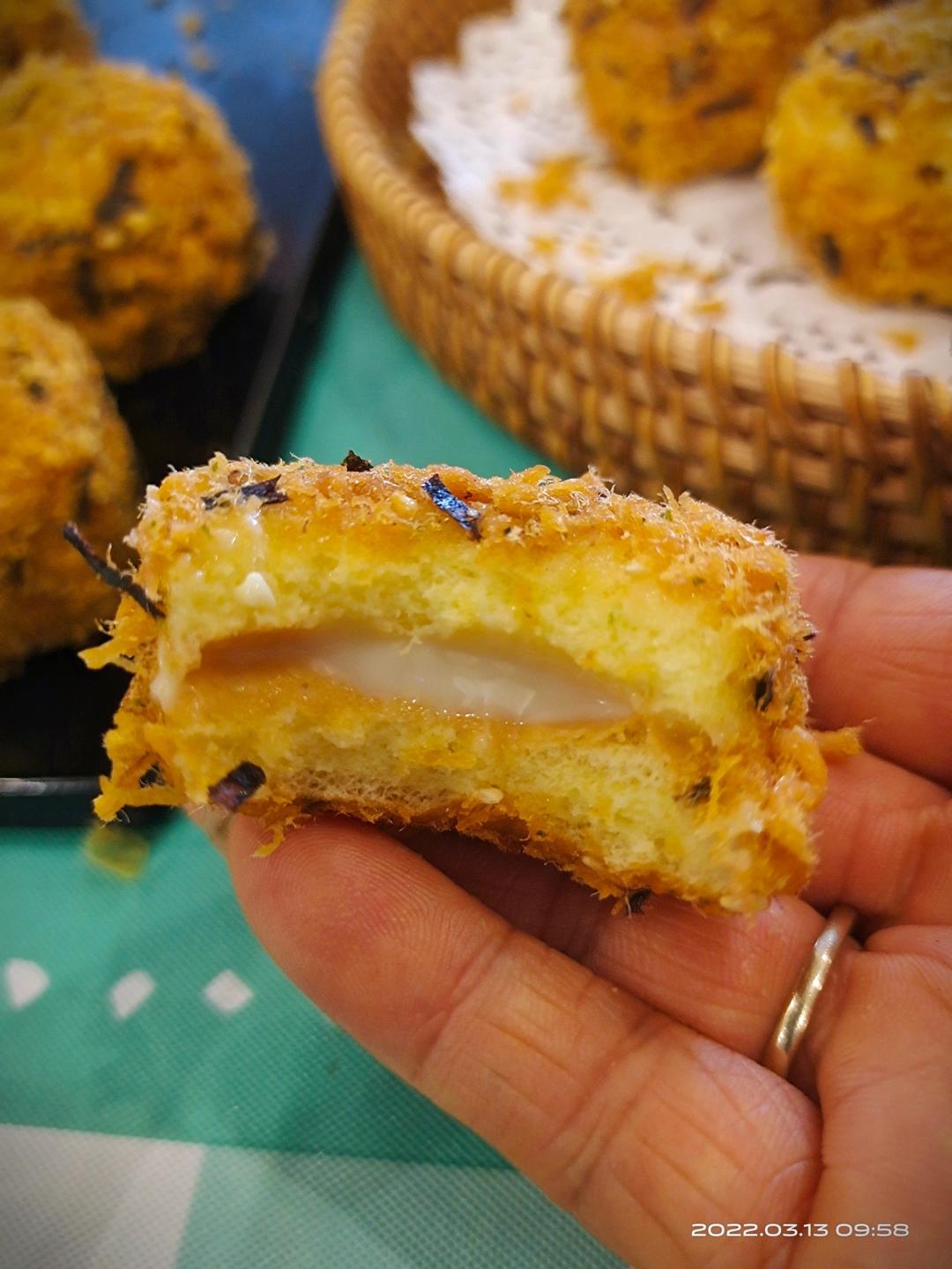 朋友都说比鲍师傅好吃的海苔肉松小贝