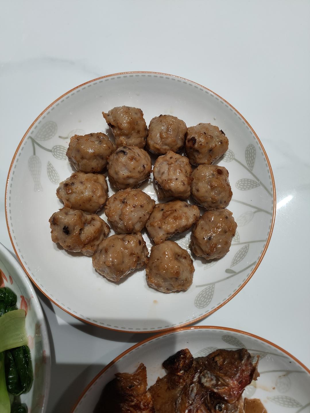 香菇肉丸子