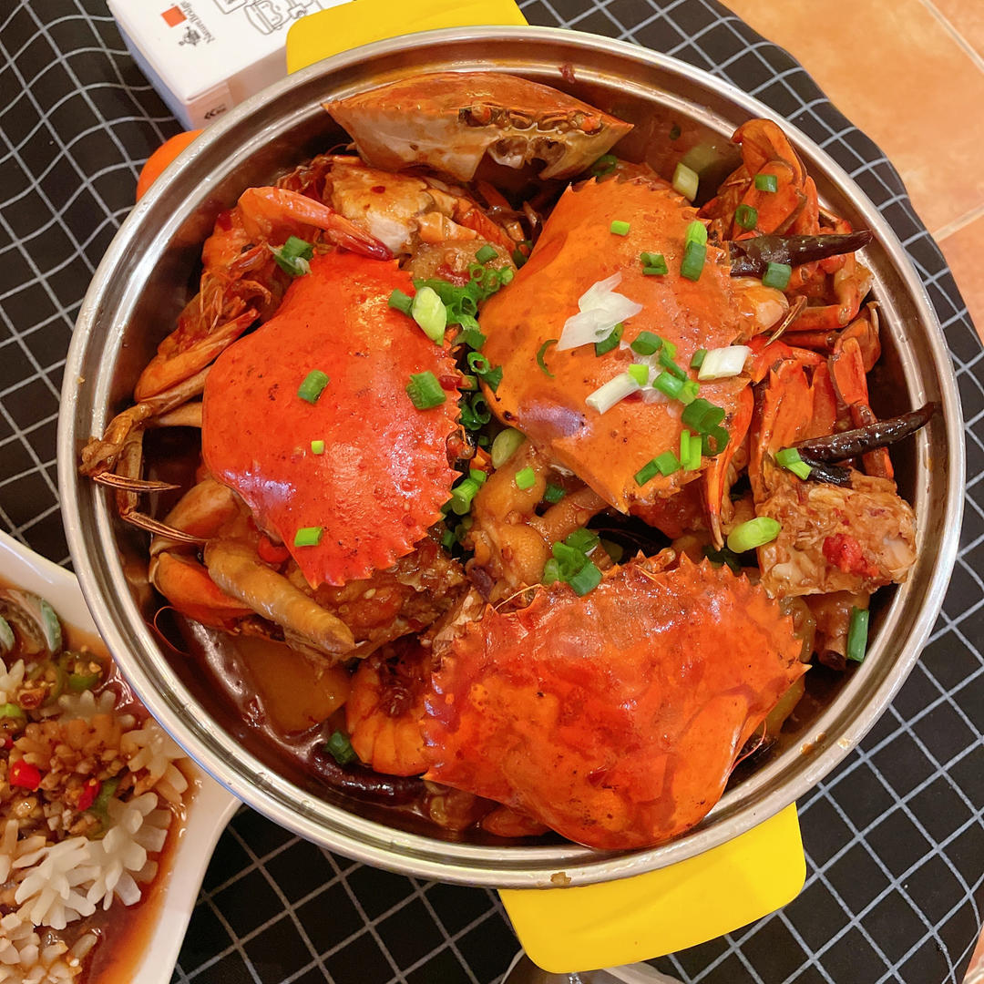 胖哥俩肉蟹煲