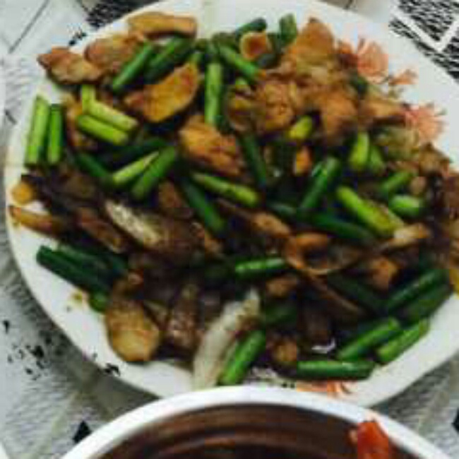 肉丝炒蒜薹