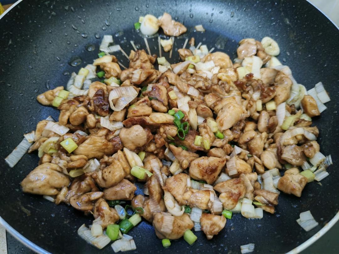 葱烧鸡腿肉