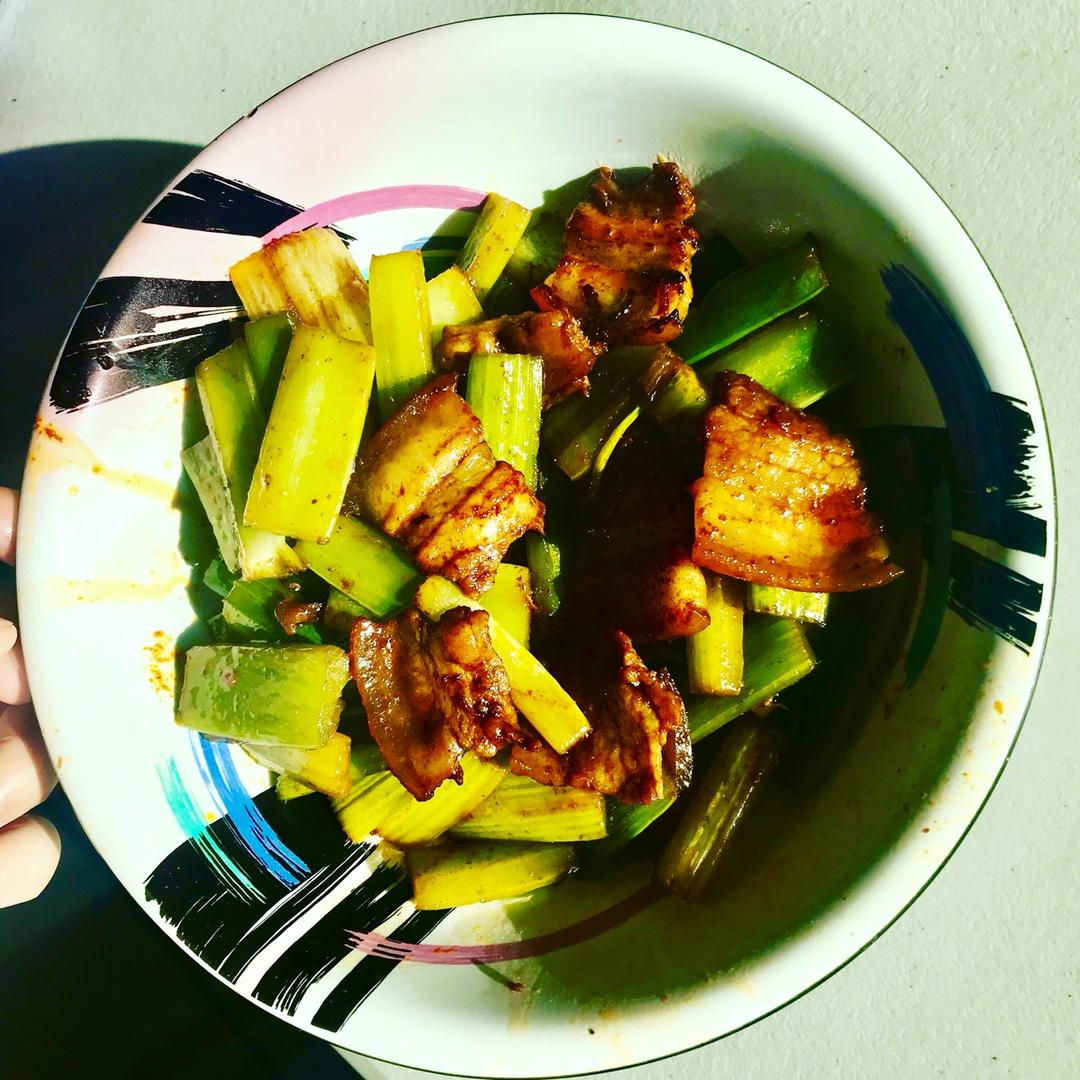 芹菜炒五花肉