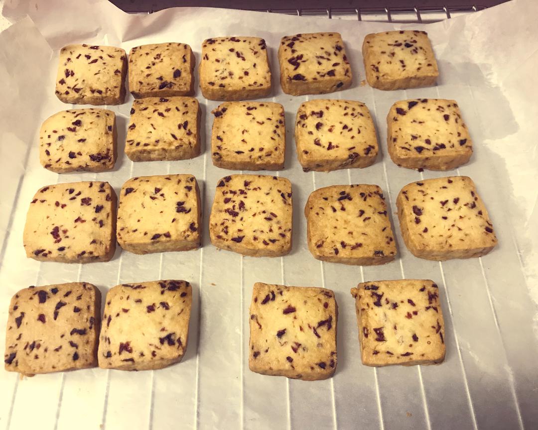 蔓越莓饼干的做法