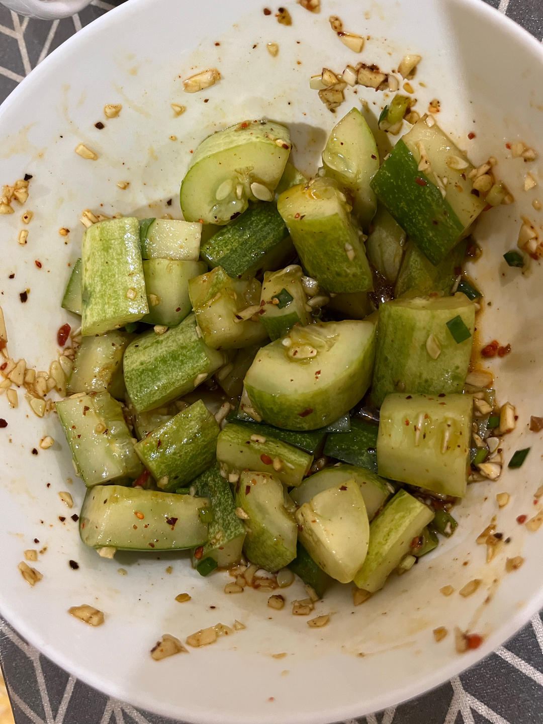 超级容易的凉拌黄瓜