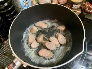 咖喱金针菇炒菠菜的做法 步骤2