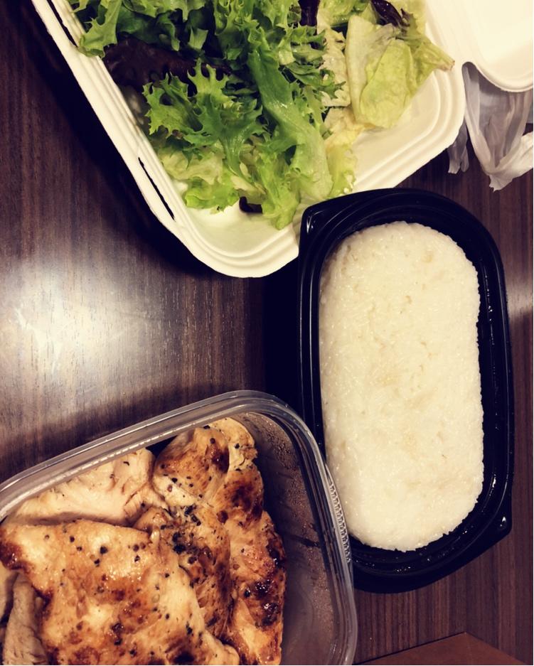 酷炫屌炸天好吃的煎鸡胸肉（香蒜蜂蜜煎鸡胸肉）