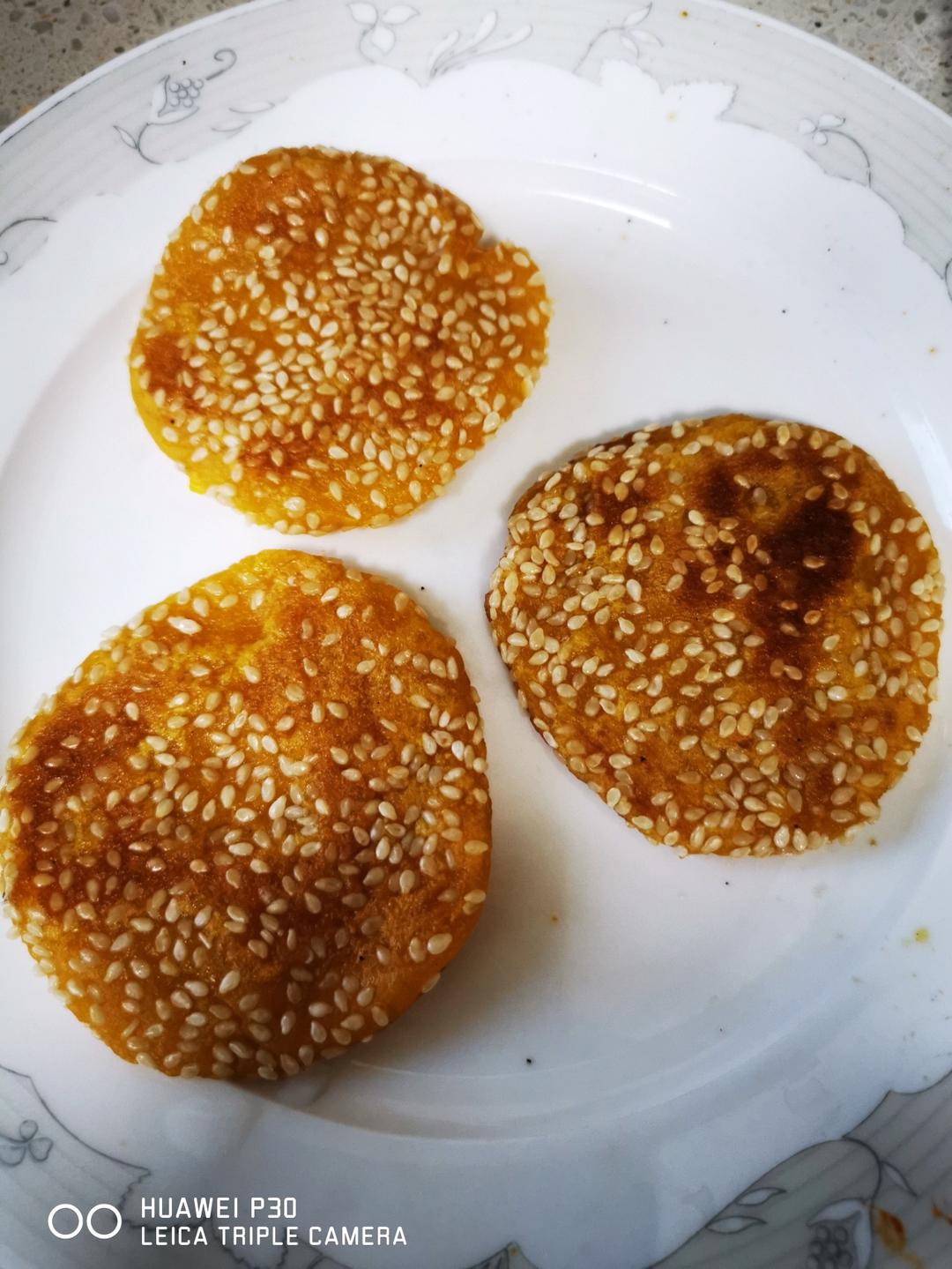 平底锅就能做!香甜软糯的南瓜饼