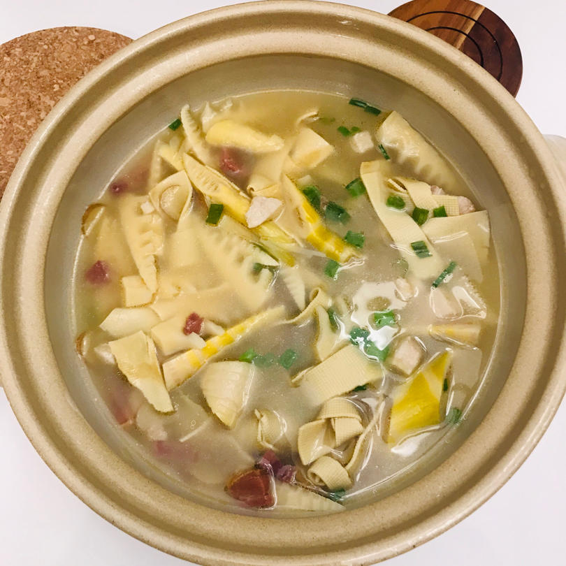 鲜掉眉毛的上海腌笃鲜