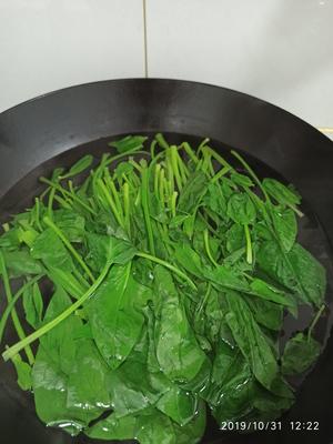 鸡蛋菠菜汤（宝宝辅食）的做法 步骤2