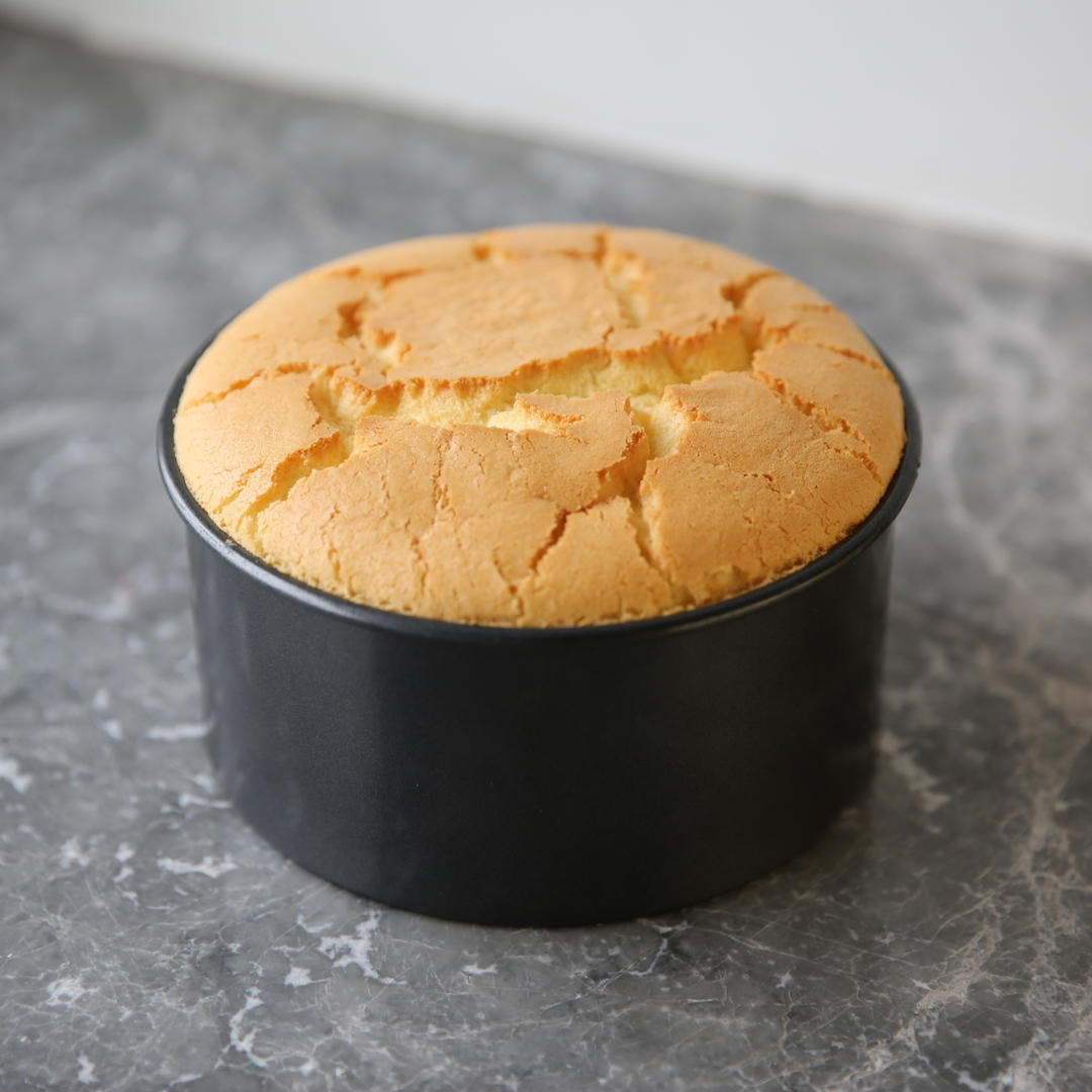 最经典的戚风—酸奶戚风